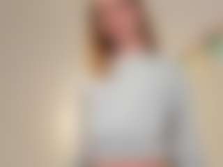 Live cam show with Divaandrea19 - Teen (18+) on Camsoda