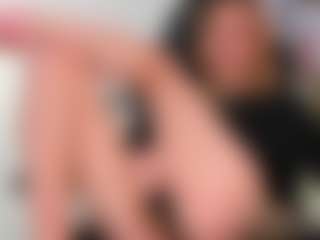 Live cam show with Divaandrea19 - Teen (18+) on madthumbs