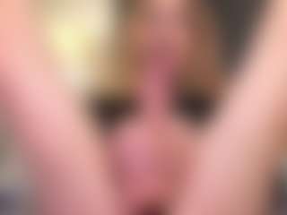 Divaandrea19's Live Sex Cam Show