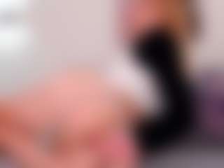 Divaandrea19's Live Sex Cam Show