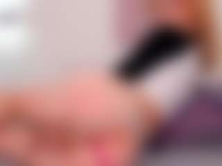 Divaandrea19's Live Sex Cam Show