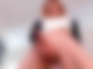 Live cam show with Divaandrea19 - Irish on justonemore.cc