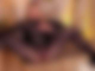 julianaarboleda's Live Sex Cam Show