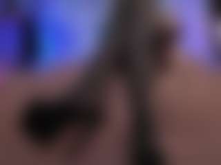 Live-Cam-Show mit CyberXGoddess - Role Play MILF auf Camsoda