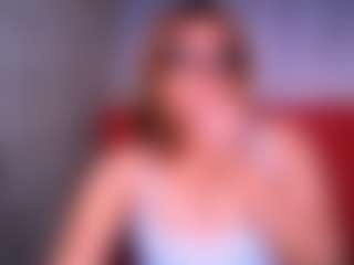 Live cam show with IndianLola00 - Body Massage on Gym Cam Girls