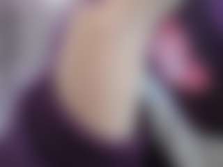 Live cam show with saralolo420 - Hairy Pussy on Instabang