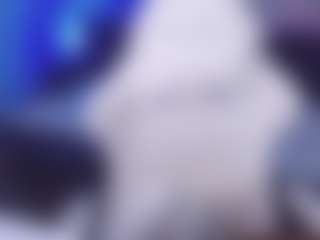 Live cam show with AmbraEnms - Normal on Latina Girls