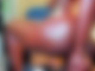 Live cam show with choco-creamy - Living Room on xxxlivecams.org