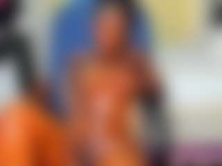 Live cam show with choco-creamy - Shaved Pussy on Latina Girls