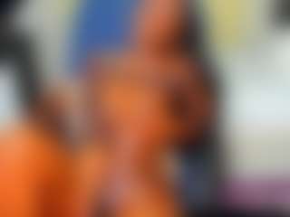 Live cam show with choco-creamy - Petite on Stripli.com