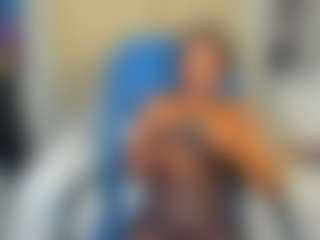 Live cam show with choco-creamy - Lesbian on TeamSkeetLive