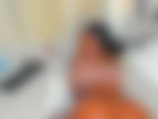 Live cam show with choco-creamy - Petite Young Adult on justonemore.cc