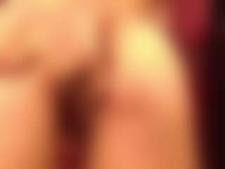 Live cam show with ElenaRosse - Oil on Streamer API