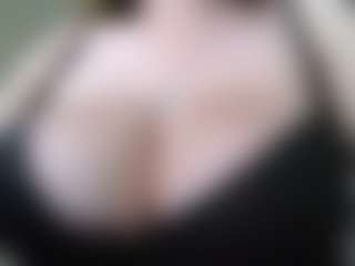 MelanyIsabella1's Live Sex Cam Show