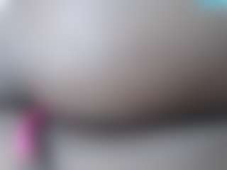 Live cam show with RACHELL-HOT - Ebony MILF on Chatstar