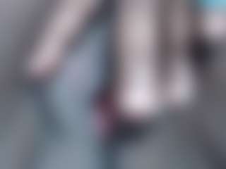Live cam show with RACHELL-HOT - Smoking on TeamSkeetLive
