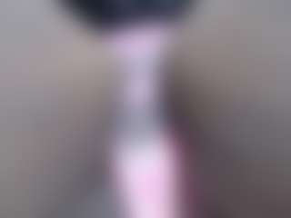 Live cam show with RACHELL-HOT - Ebony MILF on CamwithHer