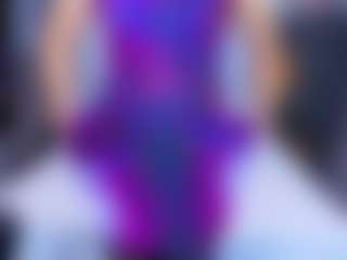 Live cam show with SabrinaLee - Tease on Dare Cams