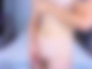 Live cam show with SabrinaLee - Black Hair on Mixed Magazine Live