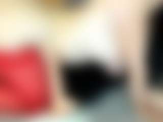 reynnna1's Live Sex Cam Show