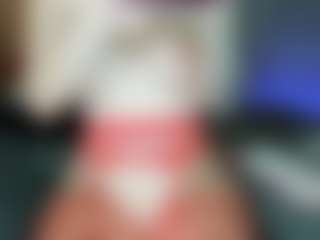 reynnna1's Live Sex Cam Show