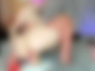 reynnna1's Live Sex Cam Show