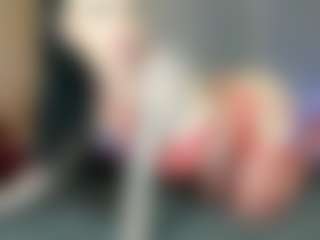reynnna1's Live Sex Cam Show