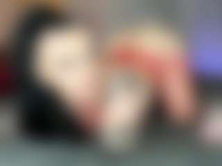 reynnna1's Live Sex Cam Show