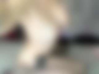 reynnna1's Live Sex Cam Show