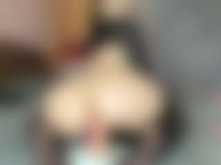 reynnna1's Live Sex Cam Show