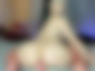 Live cam show with reynnna1 - Brown Eyes on Camsoda
