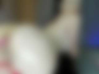 reynnna1's Live Sex Cam Show