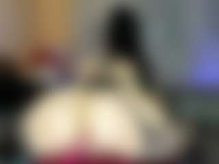 reynnna1's Live Sex Cam Show