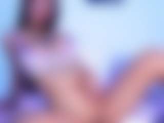 Live cam show with Mandy - Smoking on hrnylive.com