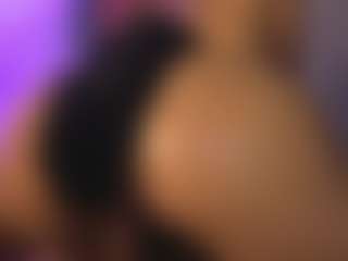 Live cam show with ElizabethMansson - Shaved Pussy on AdultVida.com