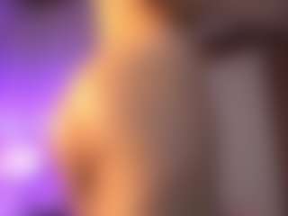 Live cam show with ElizabethMansson - Strip on Camsoda