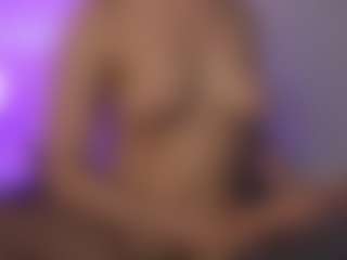 Live cam show with ElizabethMansson - Petite on CamwithHer