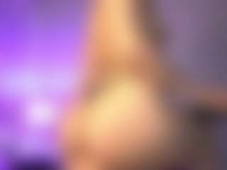 Live cam show with ElizabethMansson - Twerking on crypto-cams