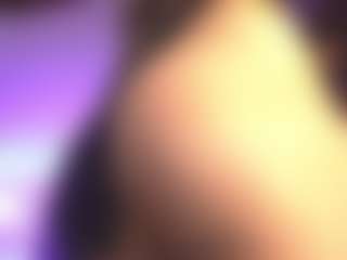 Live cam show with ElizabethMansson - Latina Petite on madthumbs | colombia