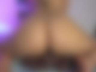 ElizabethMansson's Live Sex Cam Show