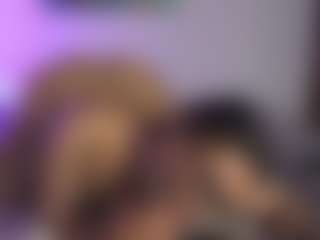 Live cam show with ElizabethMansson - Lovense Petite on Camsoda