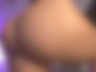 Live cam show with ElizabethMansson - Nipple Piercings on CSO-WL