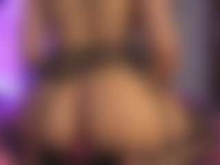 ElizabethMansson's Live Sex Cam Show