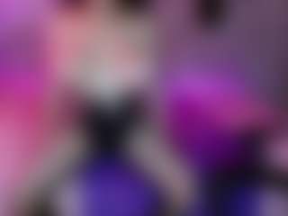 Live cam show with jhuliaHillss - Striptease on fuck-show.com