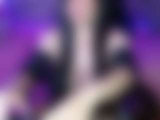 jhuliaHillss MILF webcam performer live streaming