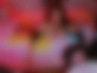 jhuliaHillss MILF webcam performer live streaming