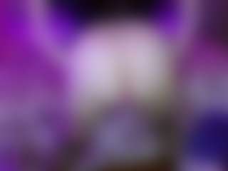 jhuliaHillss's Live Sex Cam Show