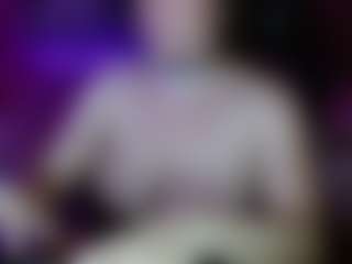 Live-camshow met jhuliaHillss - Mature Young Adult op Camsoda