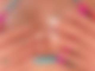 Live cam show with AmberLewis - Chubby on Milfs Live