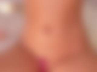 Live cam show with AmberLewis - BBW on TeamSkeetLive